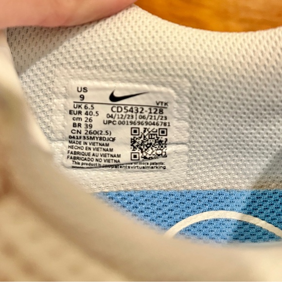 Nike Air Max, size 9 - Picture 6 of 6